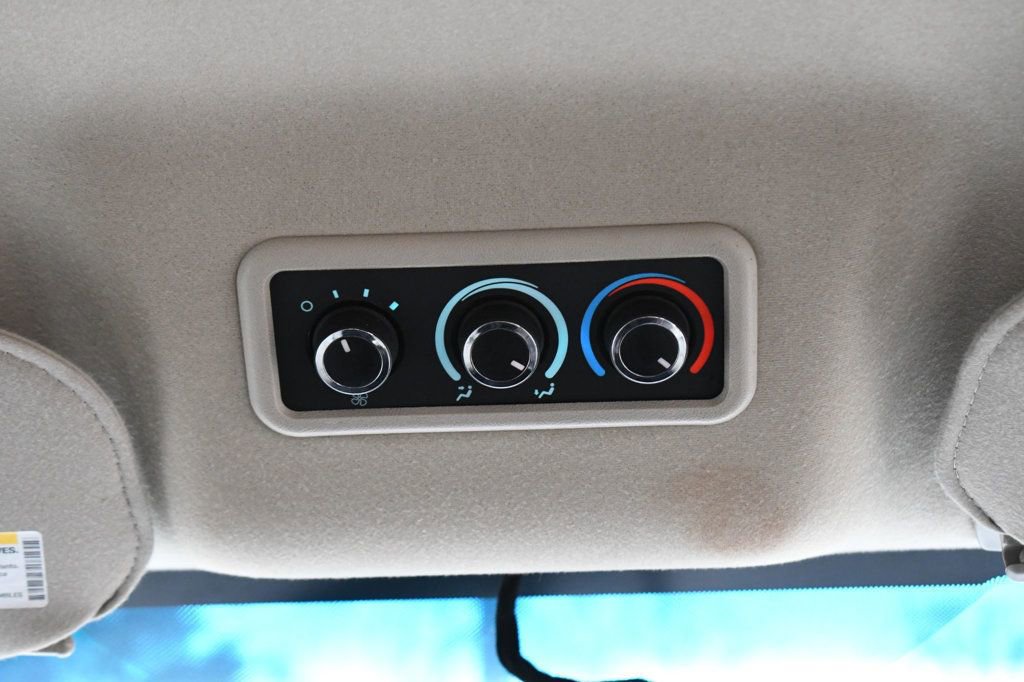 Used 2022 Chevrolet Express 3500 LS image 50