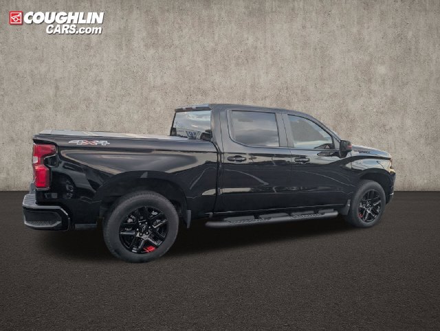 Used 2025 Chevrolet Silverado 1500 RST w/ Redline Edition AWD/4WD image 8