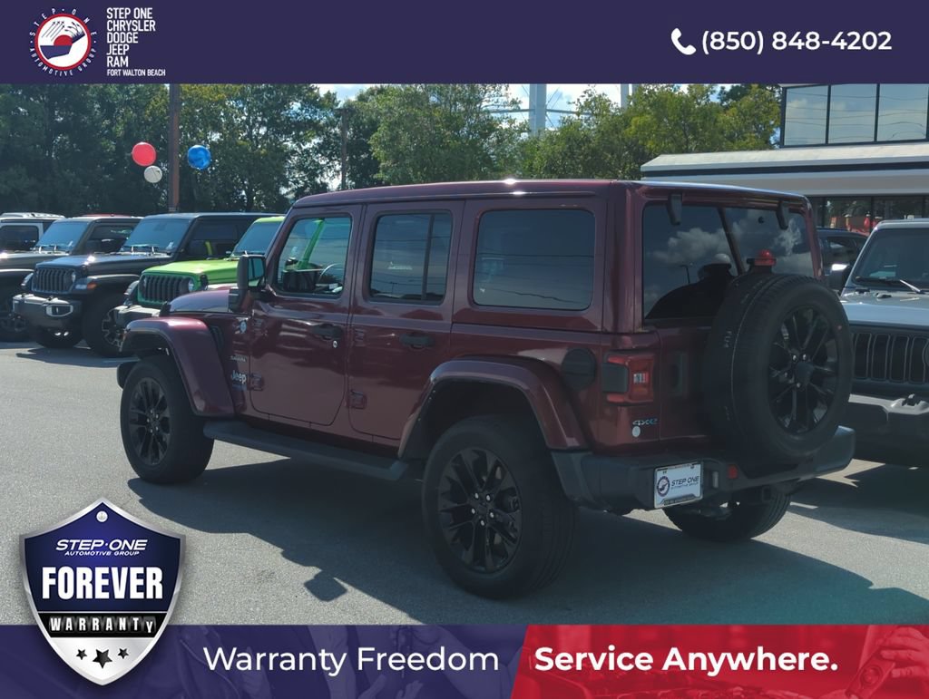 Used 2021 Jeep Wrangler Unlimited Sahara w/ Cold Weather Group AWD/4WD image 4
