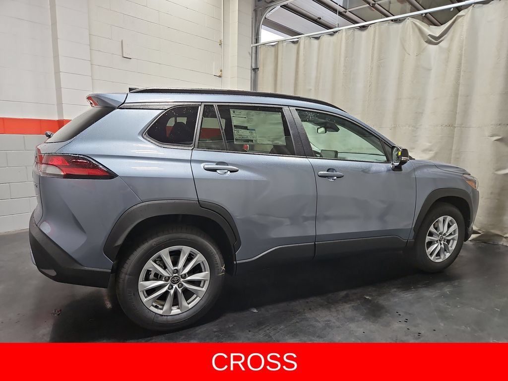 New 2026 Toyota Corolla Cross LE w/ Moonroof Package FWD image 8