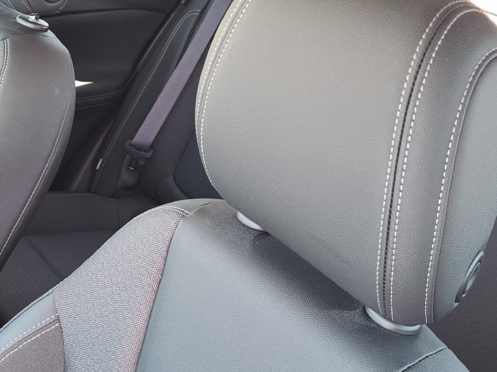 Used 2022 Buick Encore GX Select w/ Sport Touring Package FWD image 14