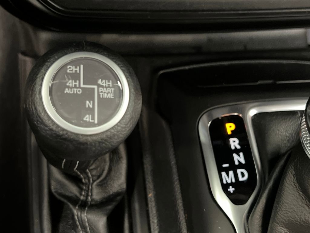 Used 2025 Jeep Wrangler Sahara 4xe image 44