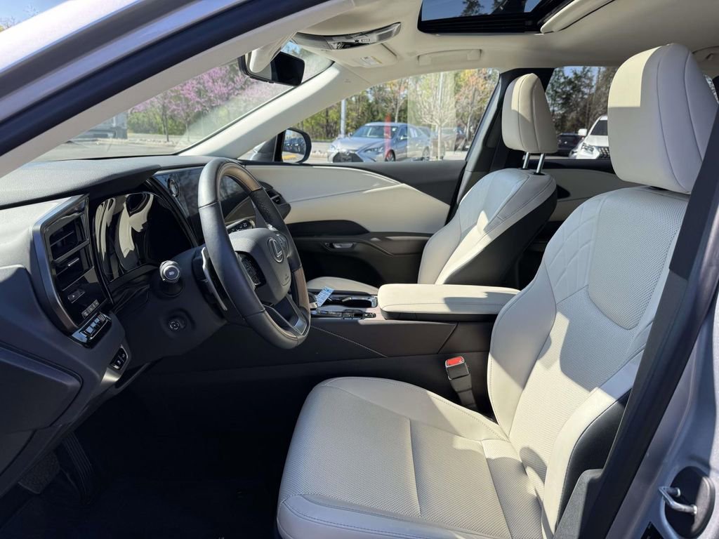 Used 2024 Lexus RX 350 Premium w/ Accessory Package (K3) image 14