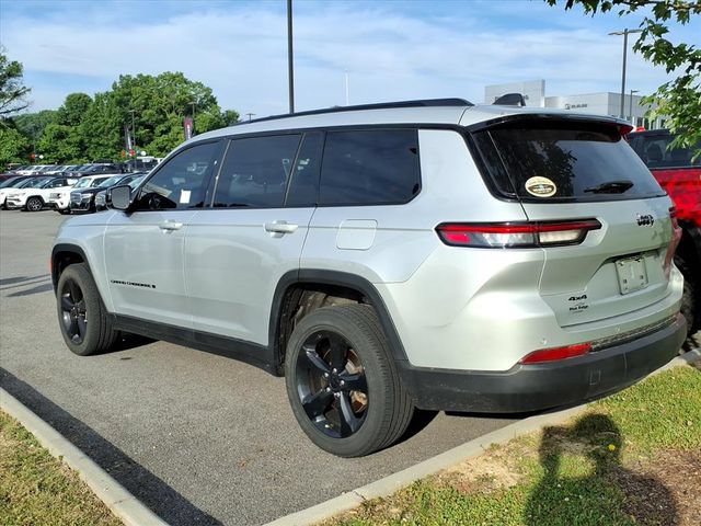 Used 2023 Jeep Grand Cherokee L Laredo AWD/4WD image 7