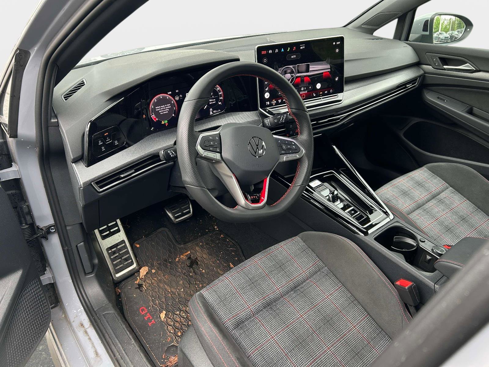 Used 2025 Volkswagen GTI S FWD image 11
