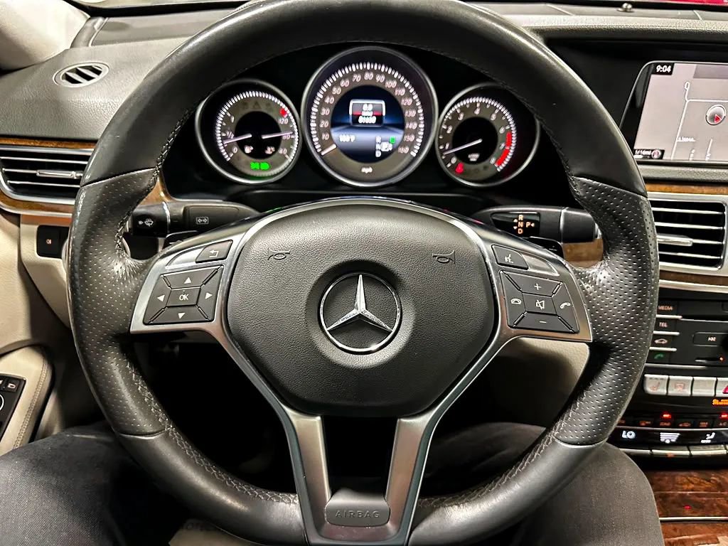 Used 2016 Mercedes-Benz E 350 Sedan image 30