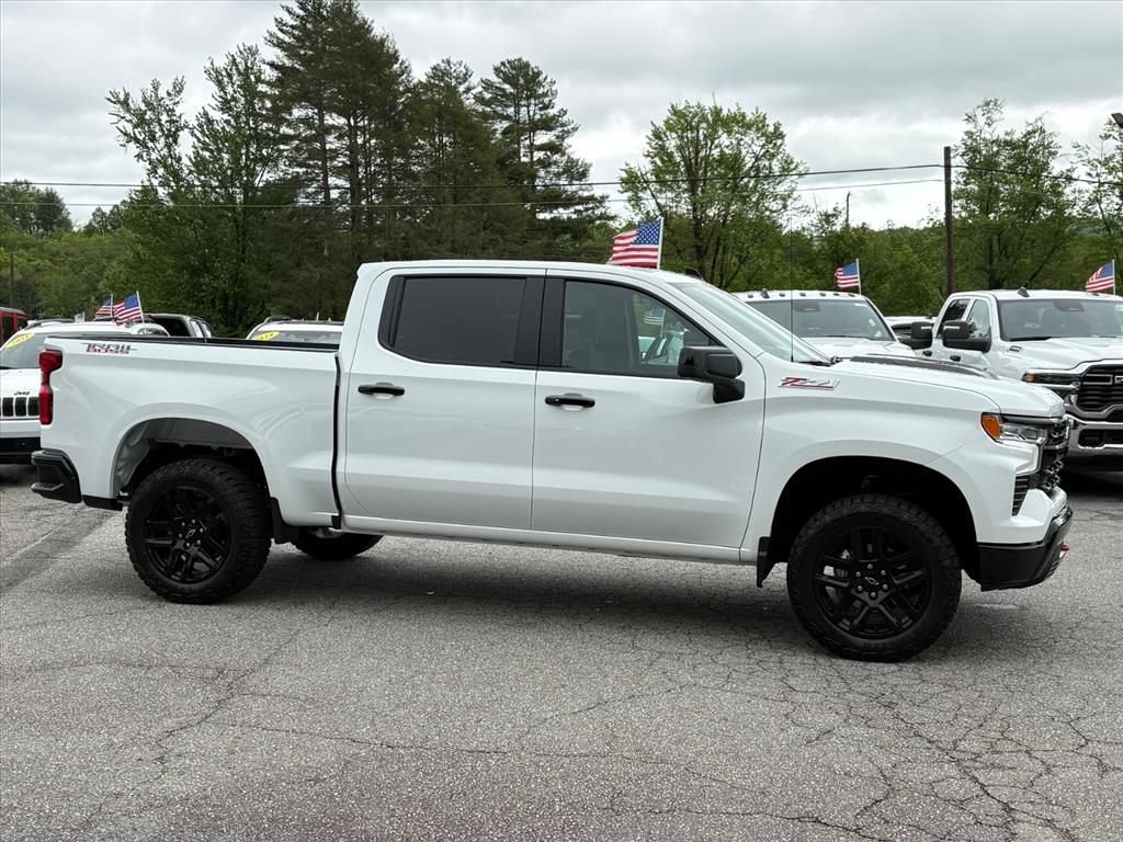 Used 2026 Chevrolet Silverado 1500 LT Trail Boss AWD/4WD image 3