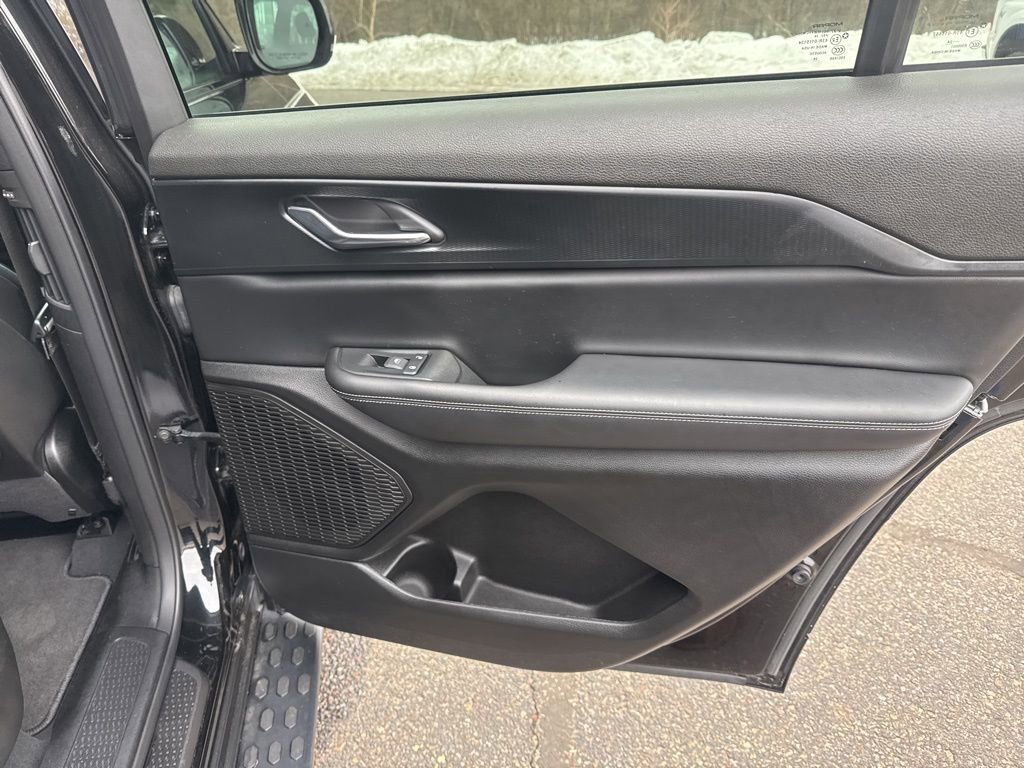 Used 2024 Jeep Grand Cherokee L Altitude image 26