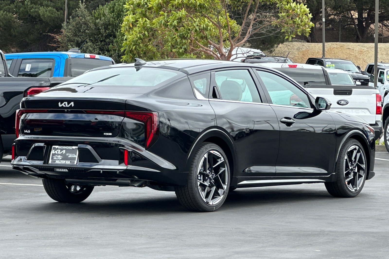 New 2026 Kia K4 GT-Line w/ GT-Line Sunroof Package FWD image 4