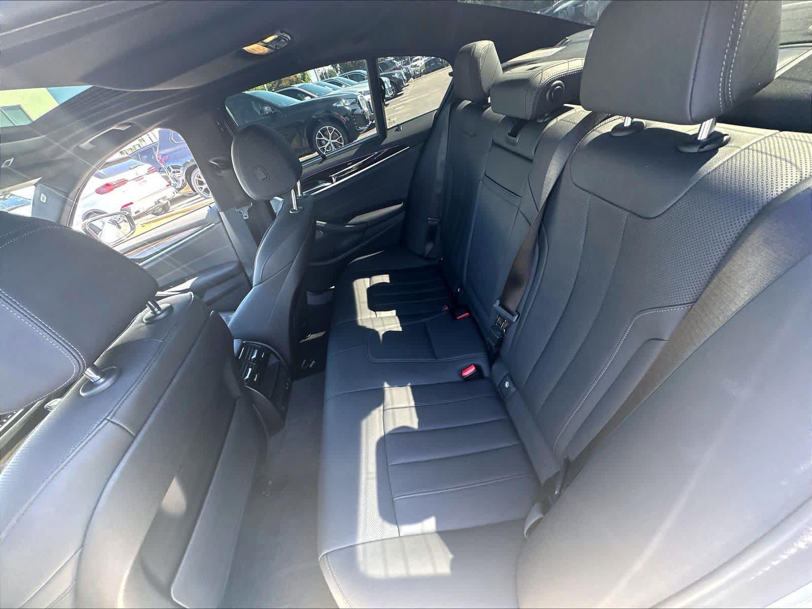 Certified 2023 BMW 540i w/ M Sport Package RWD image 22