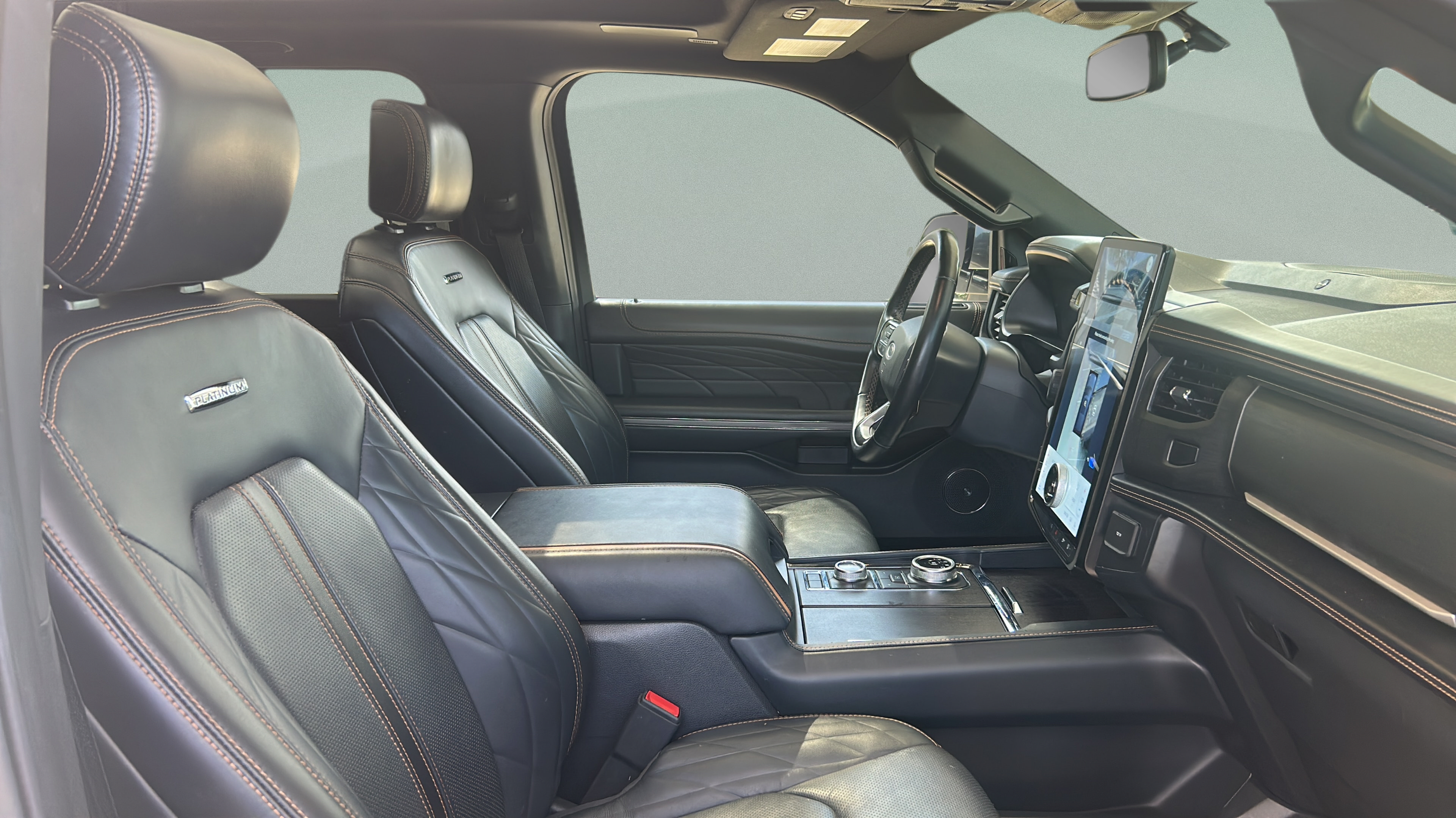 Used 2022 Ford Expedition Max Platinum AWD/4WD image 31
