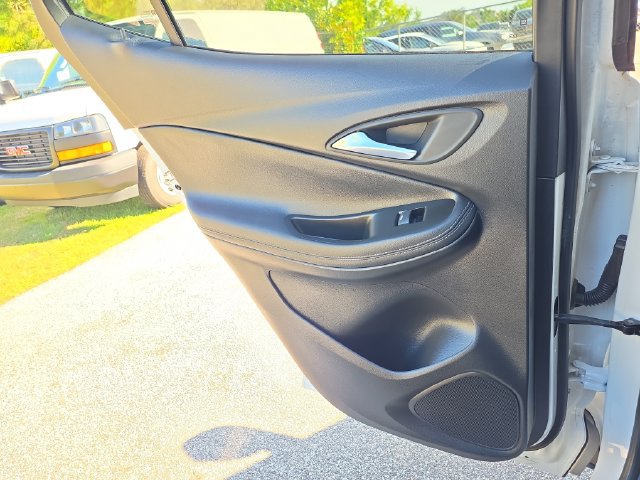 Certified 2023 Buick Encore GX Essence w/ Advanced Technology Package AWD/4WD image 10