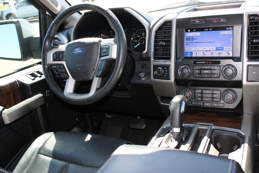 Used 2019 Ford F150 Lariat w/ Equipment Group 501A Mid image 8