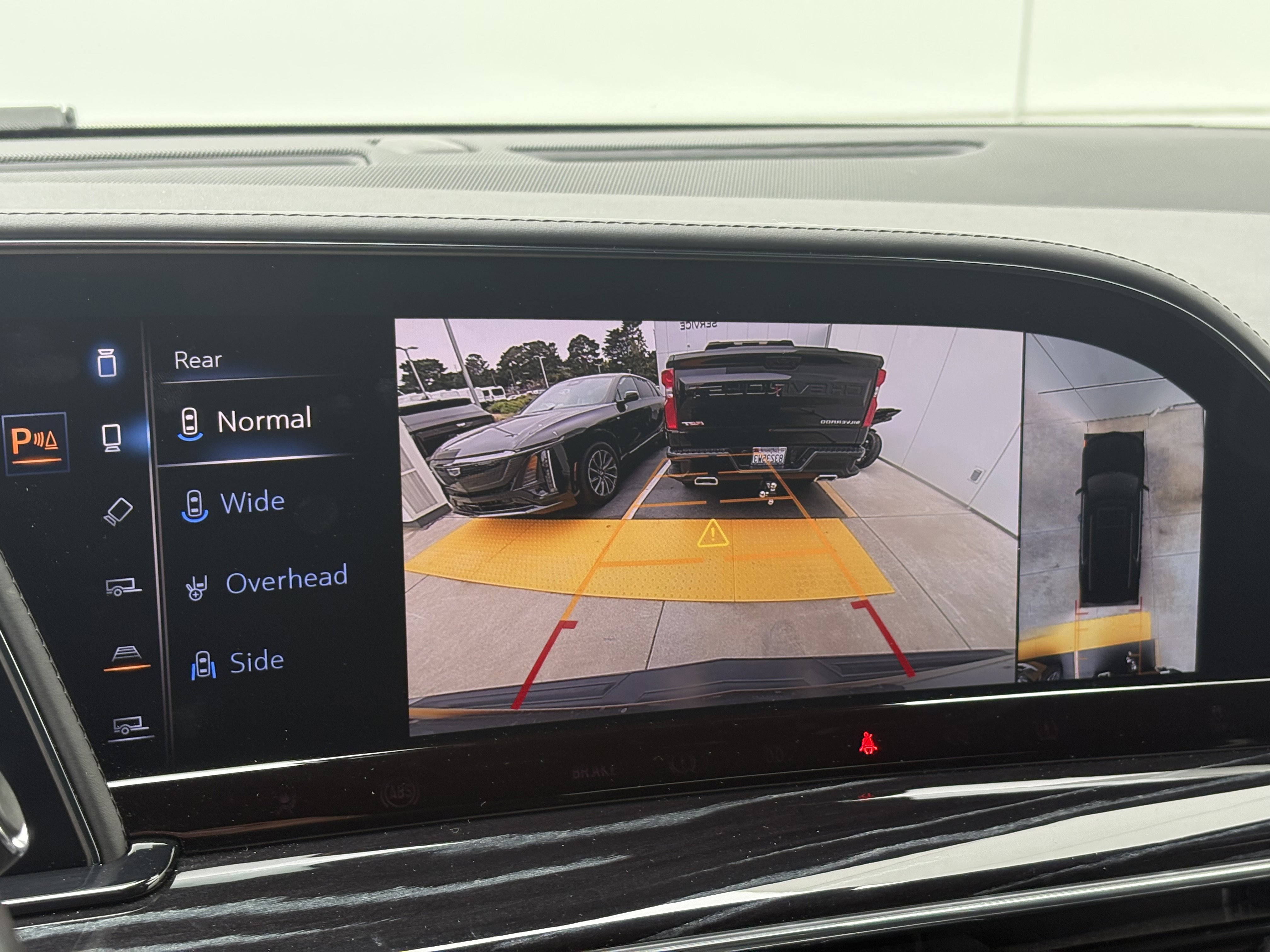 Used 2021 Cadillac Escalade Sport AWD/4WD image 25