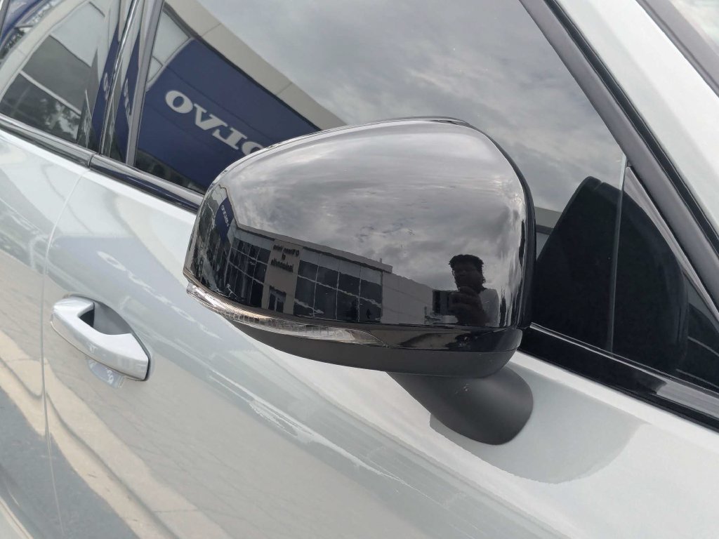 Used 2026 Volvo XC40 B5 Core w/ Climate Package AWD/4WD image 12