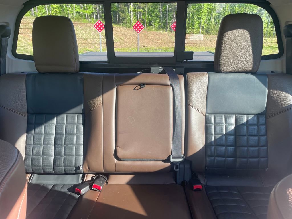 Used 2018 Nissan Titan Platinum Reserve w/ Platinum Utility Package RWD image 19