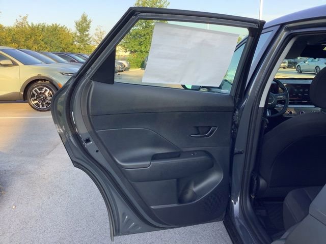 Certified 2026 Hyundai Kona SE image 30