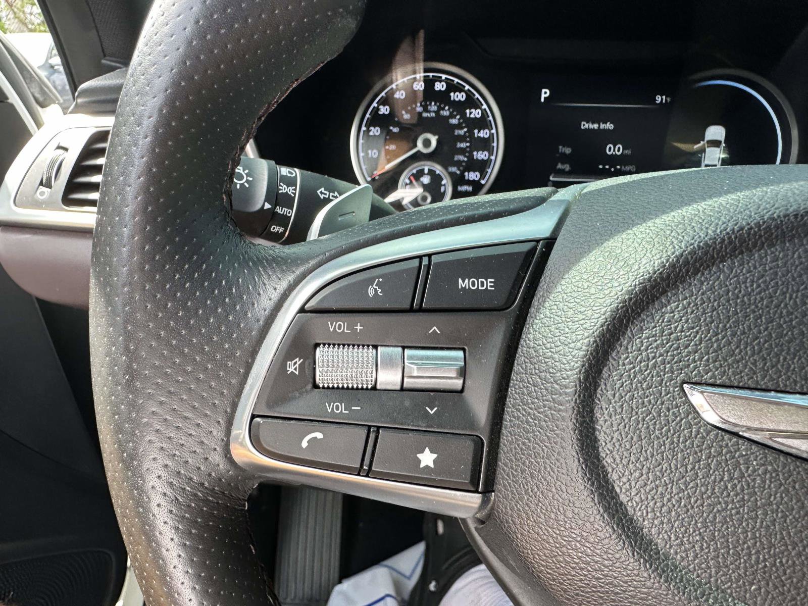 Used 2022 Genesis G70 2.0T w/ Prestige Package image 31