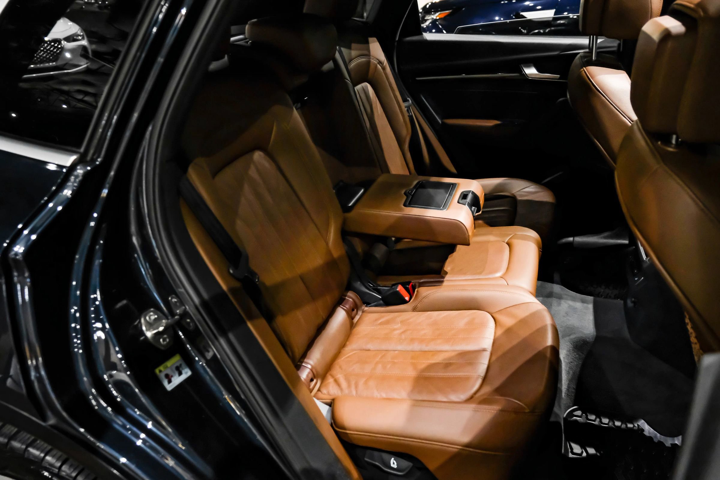 Used 2018 Audi Q5 2.0T Premium Plus w/ Premium Plus Package image 36