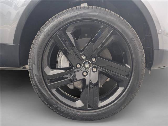 New 2025 Land Rover Discovery S AWD/4WD image 10
