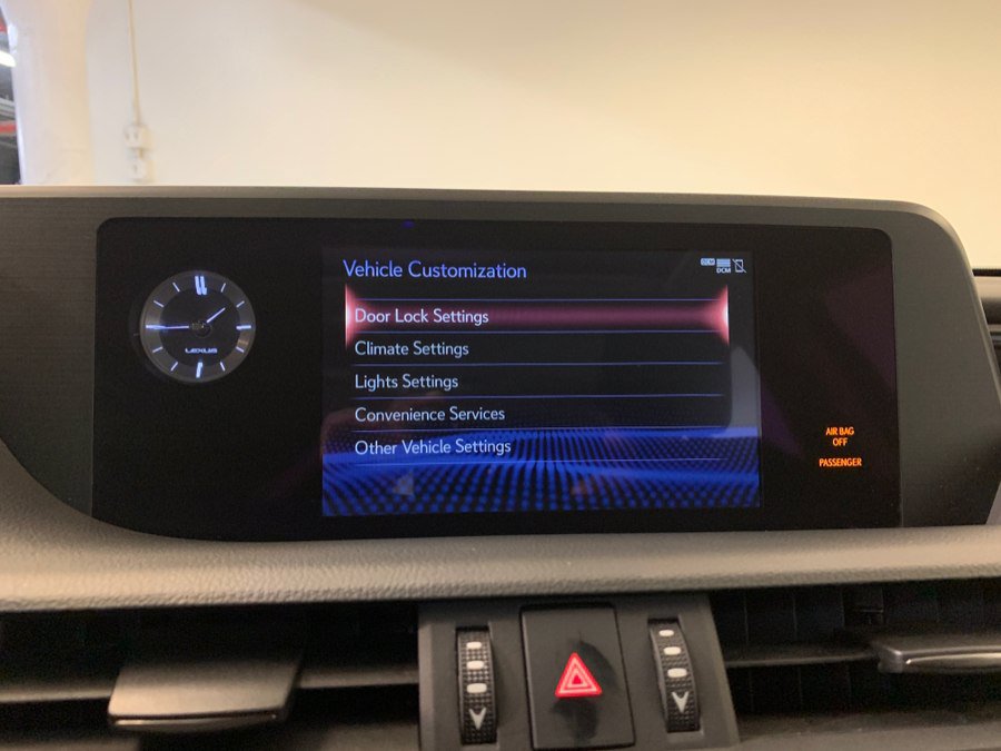Used 2021 Lexus ES 250 w/ Premium Package AWD/4WD image 36