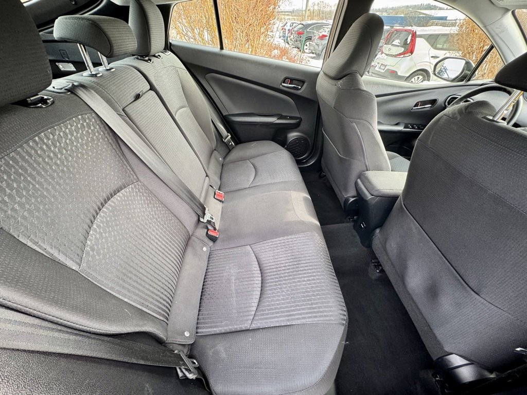 Used 2016 Toyota Prius Two image 12