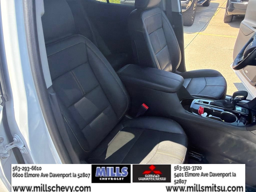 Used 2023 Chevrolet Equinox Premier AWD/4WD image 24