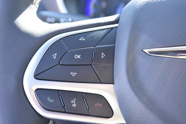 New 2026 Chrysler Pacifica Select image 20