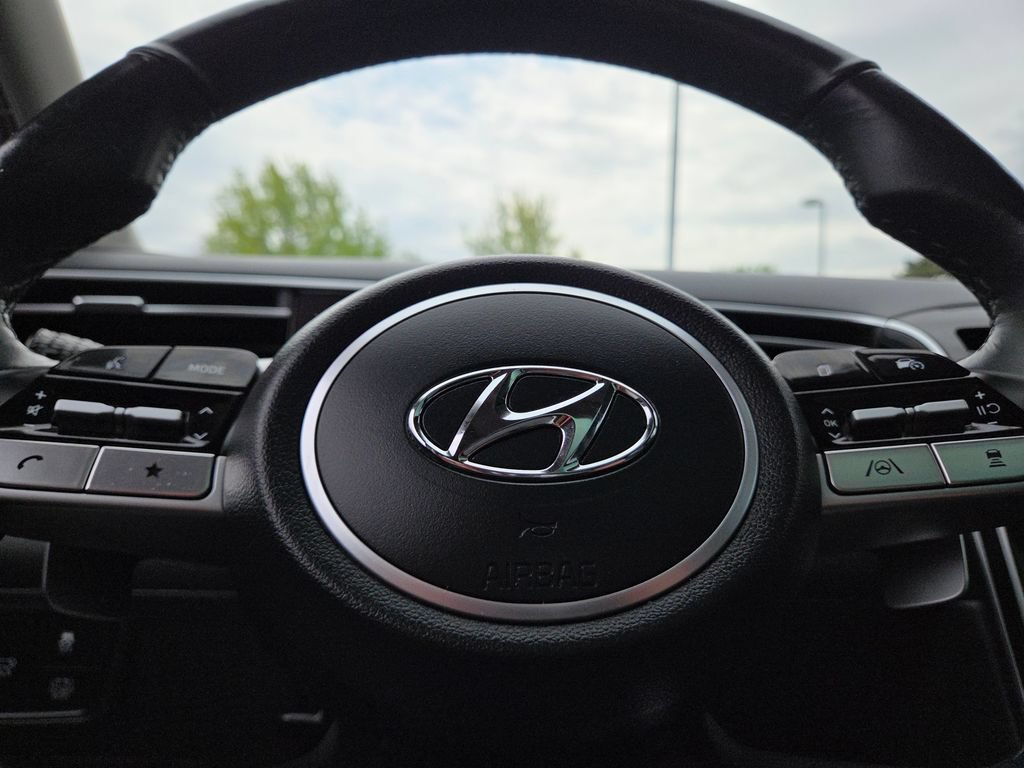 Used 2022 Hyundai Tucson Limited AWD/4WD image 29