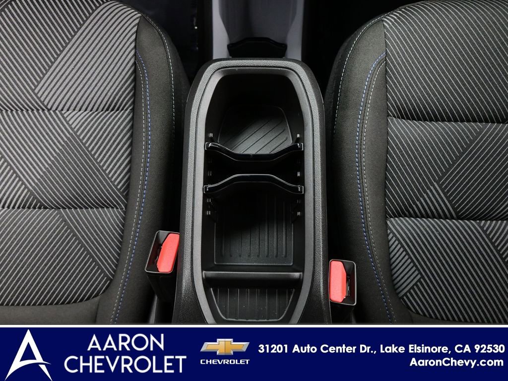 New 2027 Chevrolet Bolt LT w/ Comfort Package image 27