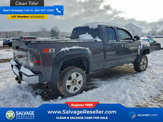 Used 2011 GMC Sierra 1500 SLT w/ SLT Convenience Package AWD/4WD image 4