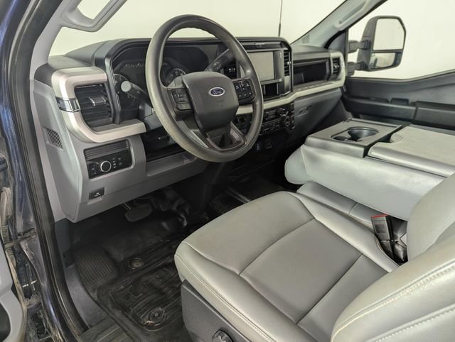 Used 2025 Ford F350 XL AWD/4WD image 7