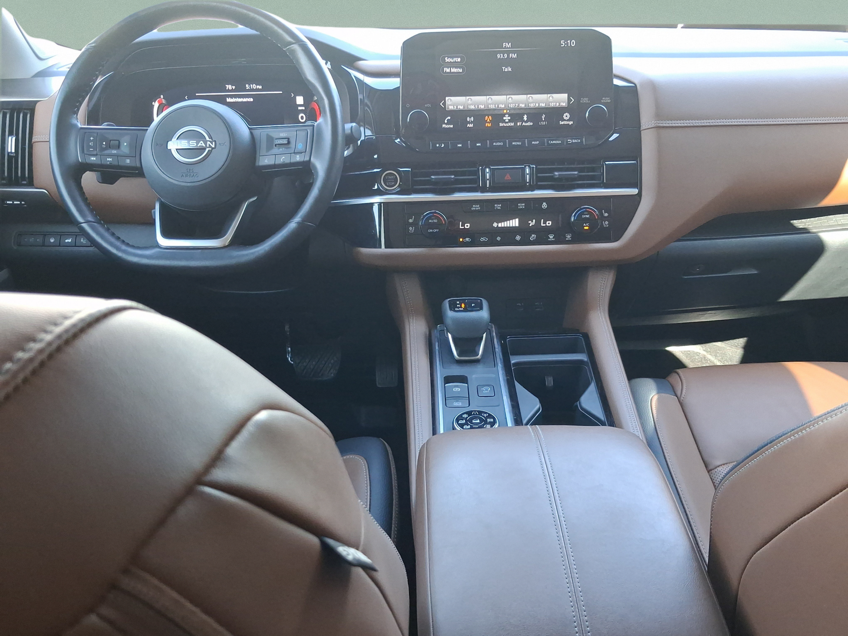 Used 2023 Nissan Pathfinder Platinum AWD/4WD image 14