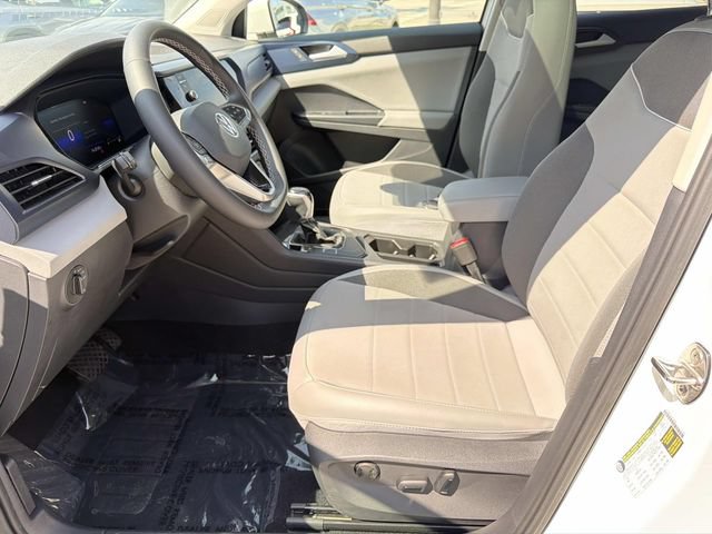 Certified 2023 Volkswagen Taos SE w/ Panoramic Sunroof Package FWD image 16