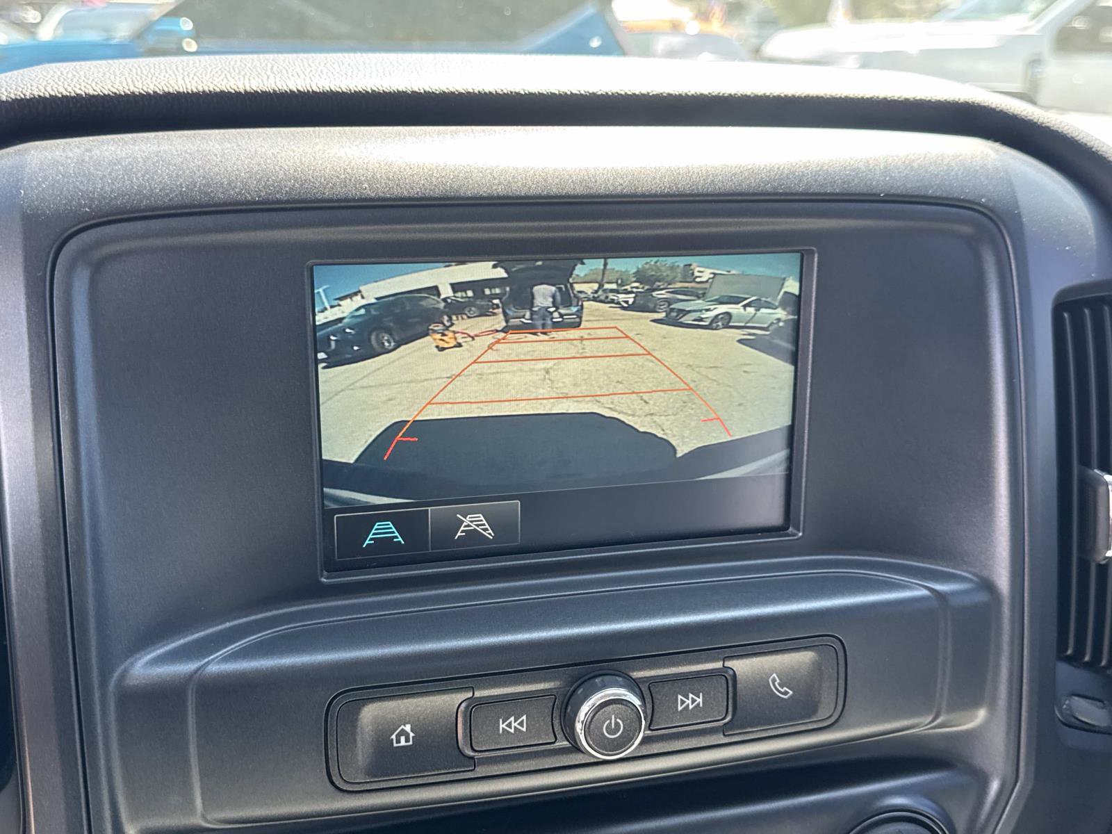 Used 2018 Chevrolet Silverado 1500 Custom w/ Custom Value Package RWD image 26