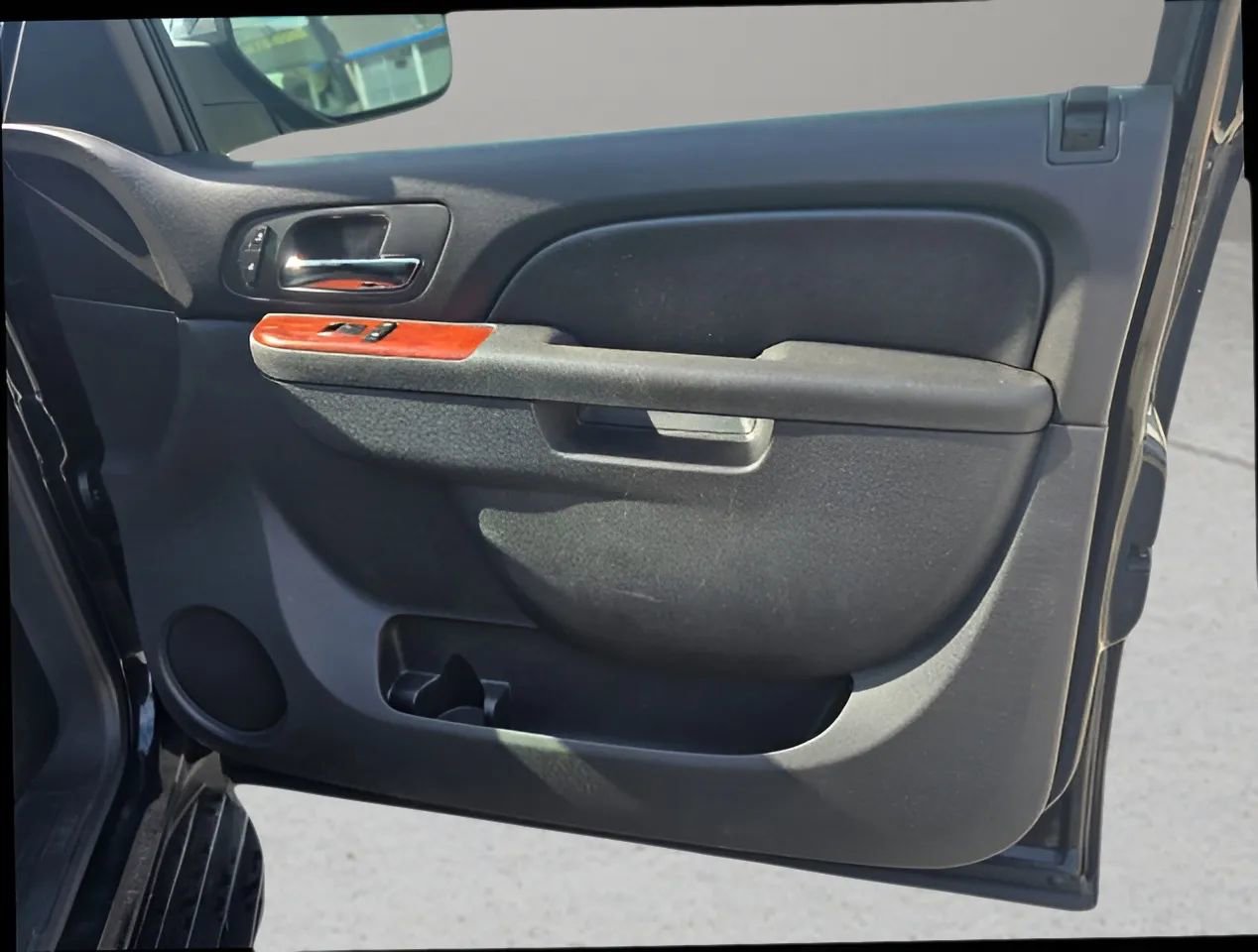 Used 2013 Chevrolet Avalanche LT w/ All-Star Edition image 20