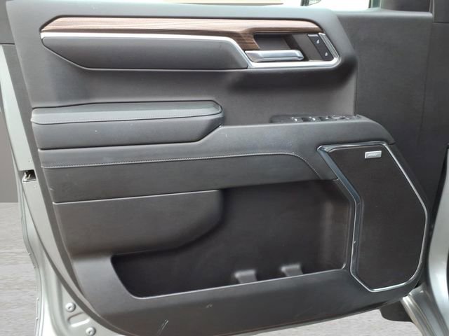 Used 2023 Chevrolet Silverado 1500 RST w/ Convenience Package II AWD/4WD image 14