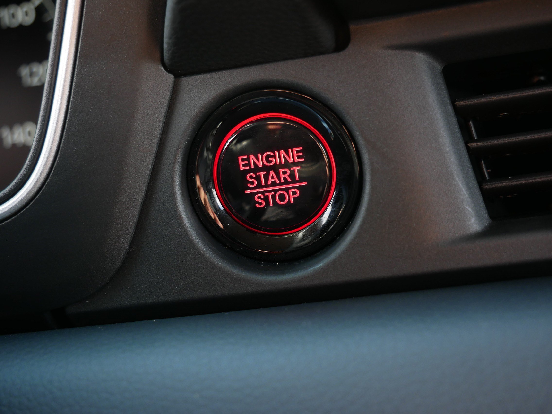 Used 2025 Honda Pilot EX-L image 33