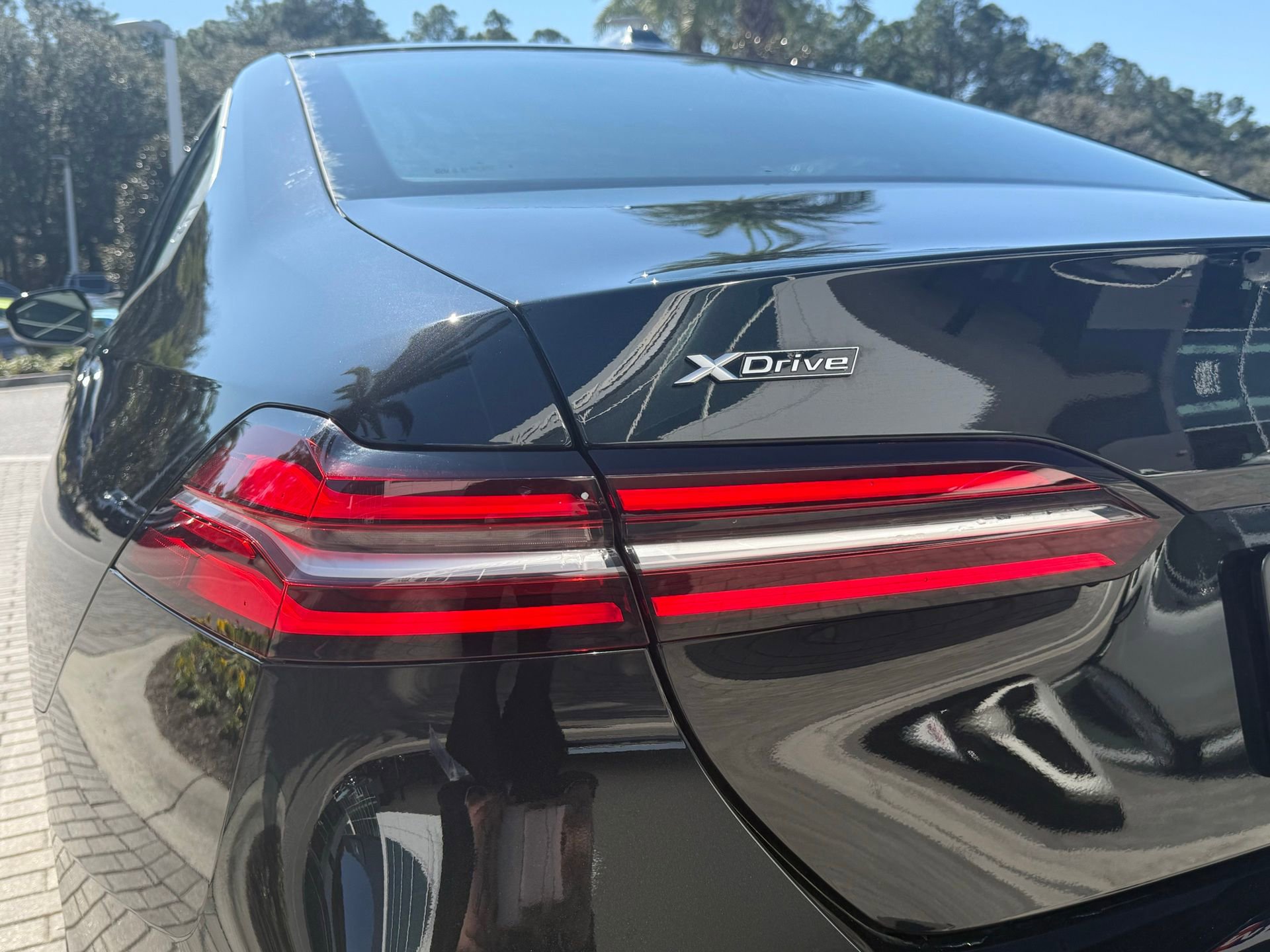 Used 2024 BMW 530i xDrive w/ Convenience Package image 14