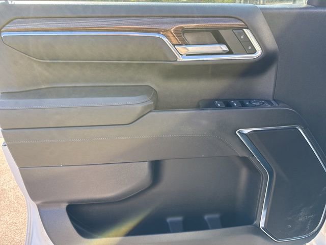 Used 2023 Chevrolet Silverado 1500 LT image 9