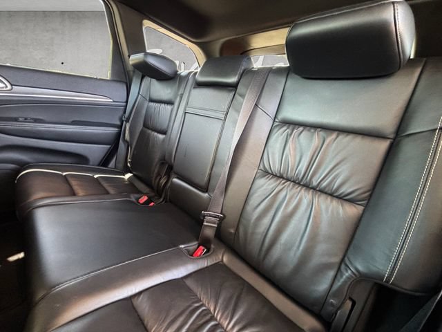 Used 2016 Jeep Grand Cherokee Limited RWD image 28