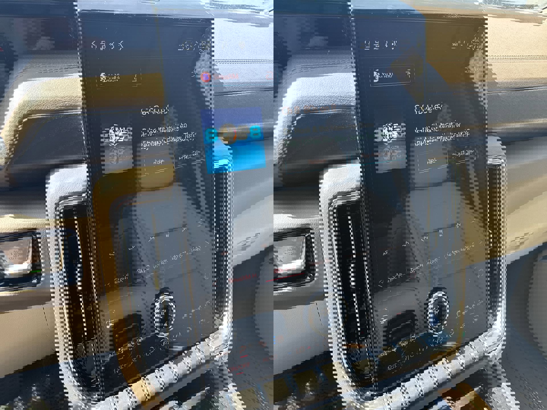 New 2026 GMC Yukon XL Denali w/ Denali Reserve Package AWD/4WD image 12