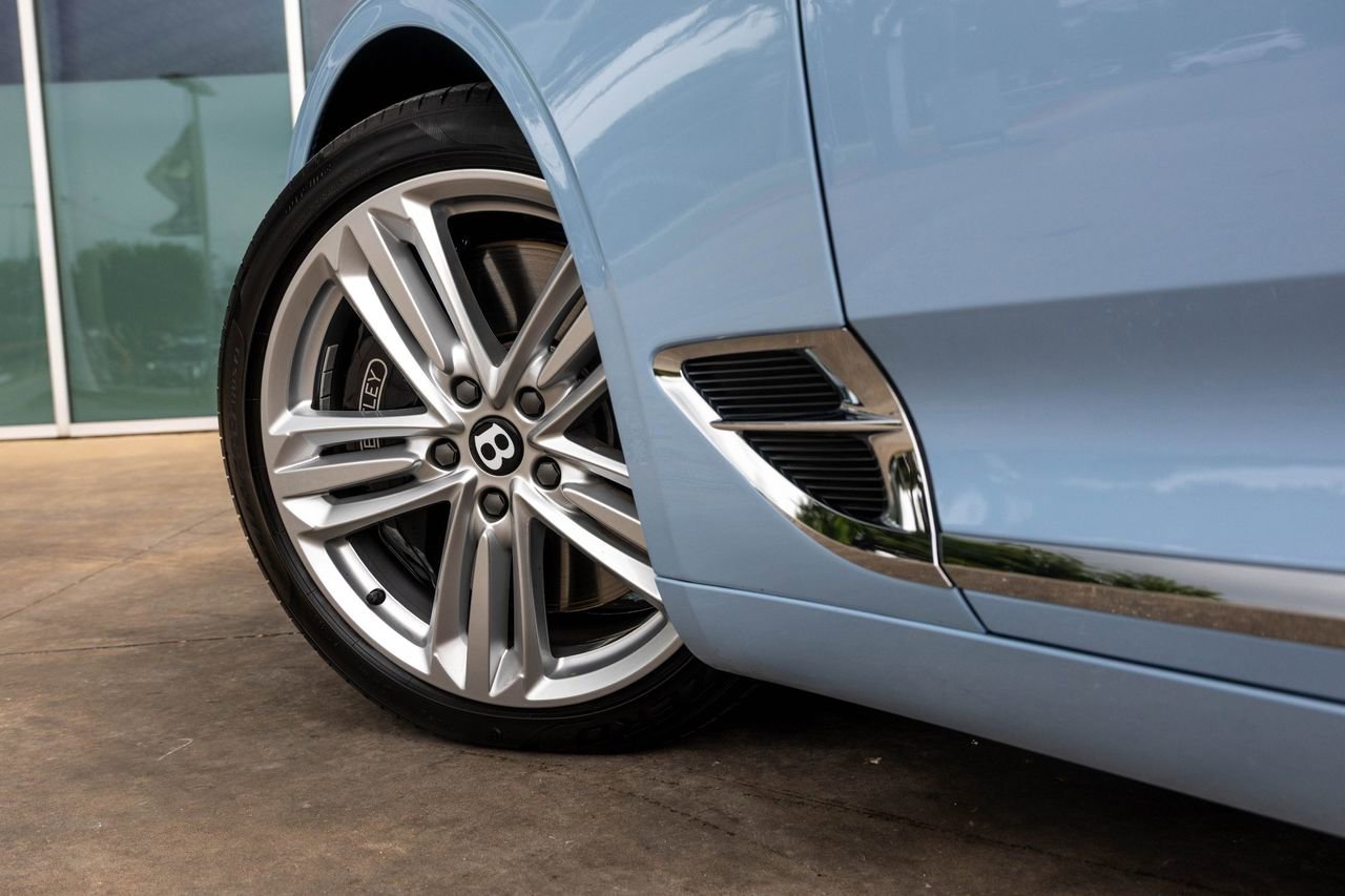 Used 2023 Bentley Continental GT Mulliner AWD/4WD image 14