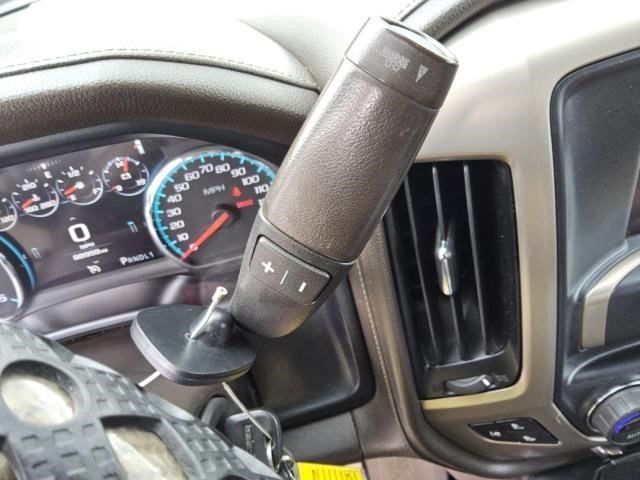 Used 2018 GMC Sierra 2500 Denali w/ Duramax Plus Package AWD/4WD image 12