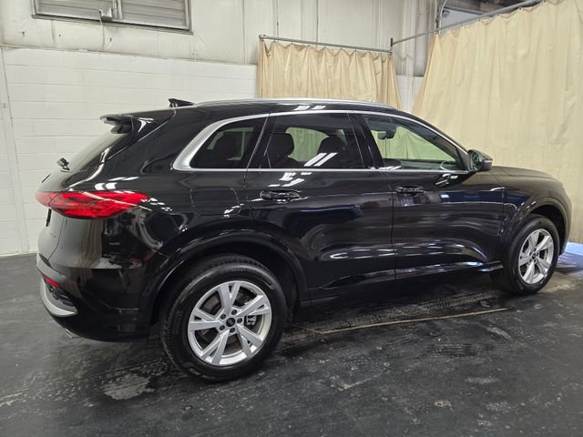 Used 2025 Audi Q5 2.0T Premium w/ Convenience Package image 8