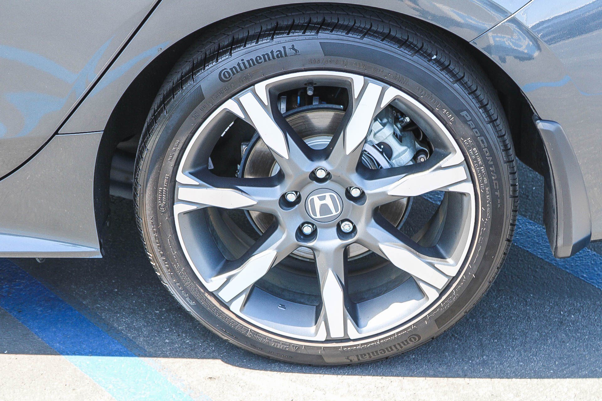 Certified 2025 Honda Civic Sport Touring image 12