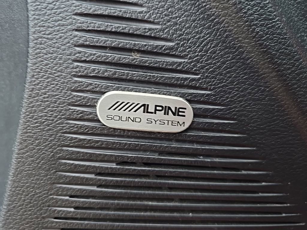 Used 2018 Dodge Challenger R/T w/ Driver Convenience Group image 12