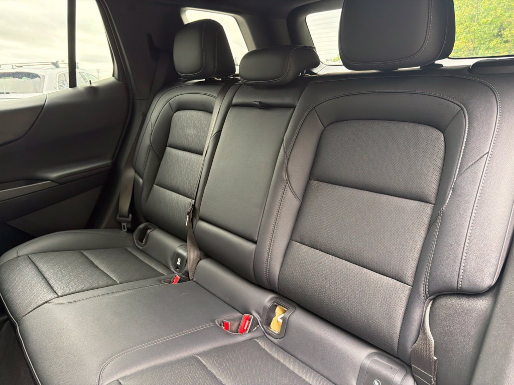 Used 2025 Chevrolet Equinox LT w/ Convenience Package II FWD image 13
