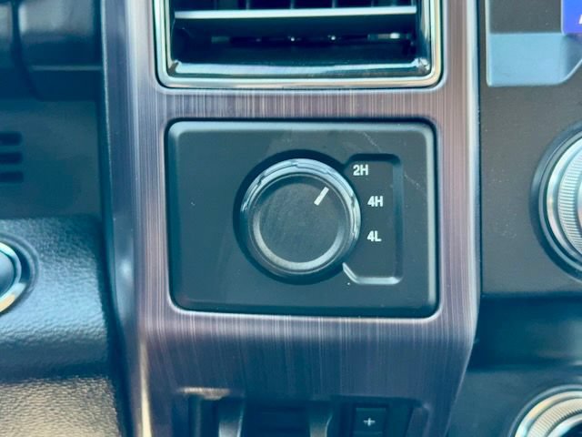 Used 2020 Ford F450 Limited w/ FX4 Off-Road Package AWD/4WD image 24