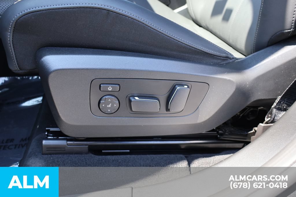 Used 2026 BMW X3 xDrive30i AWD/4WD image 14